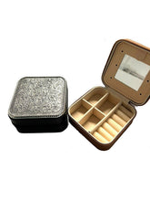 Load image into Gallery viewer, Western Pattern Etched Metal Plate Jewellery Box (Tan/Brown)

